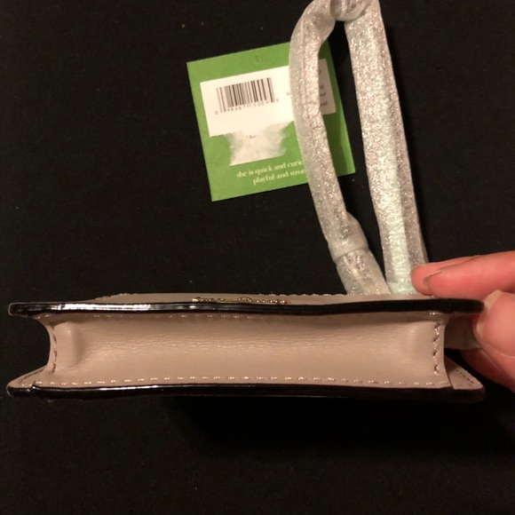 Kate Spade Wrislet ✨♠️ - Picture 3 of 7